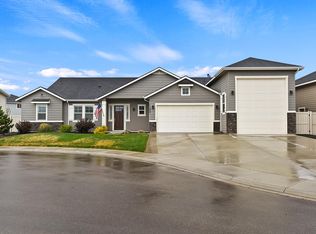 11688 W Bubblingcreek Ct, Star, ID 83669