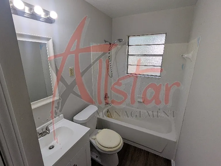 6480 Forest Glen Dr — Photo 9