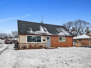 6948 Olympic Dr, Bridgeview, IL 60455