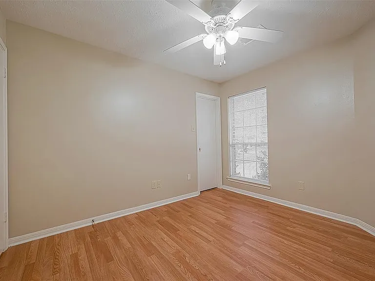 22319 Rangeview Dr — Photo 34