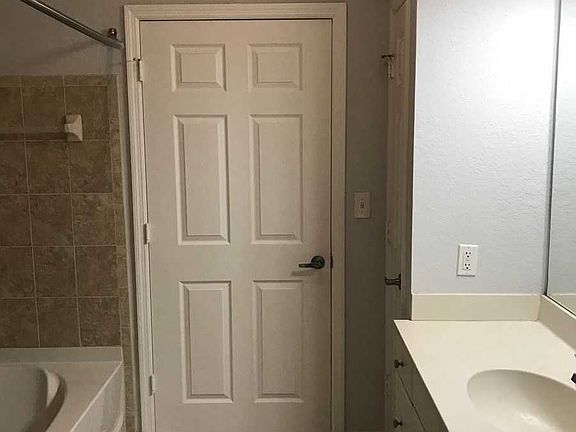 5th image of 8539 W Gate Pkwy Unit 9434