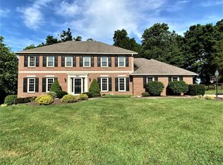 981 Stream Ridge Ln, Cincinnati, OH 45255