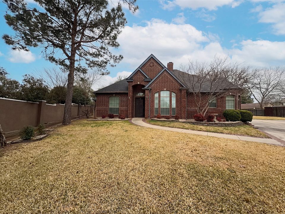 1st image of 2101 Royal Dominion Ct