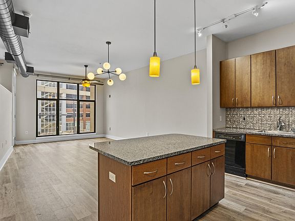 2nd image of 535 S Upper St APT 215