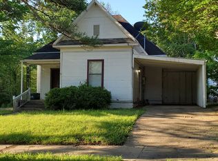 220 E Morgan St, Denison, TX 75021