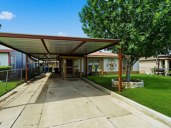 3rd image of 2123 Beechaven Dr