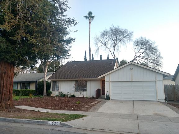 2nd image of 6070 Larchmont Dr