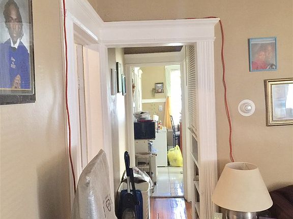 2nd image of 174 Sanford St