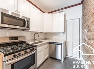 2252 N Cleveland Ave, Chicago, IL 60614