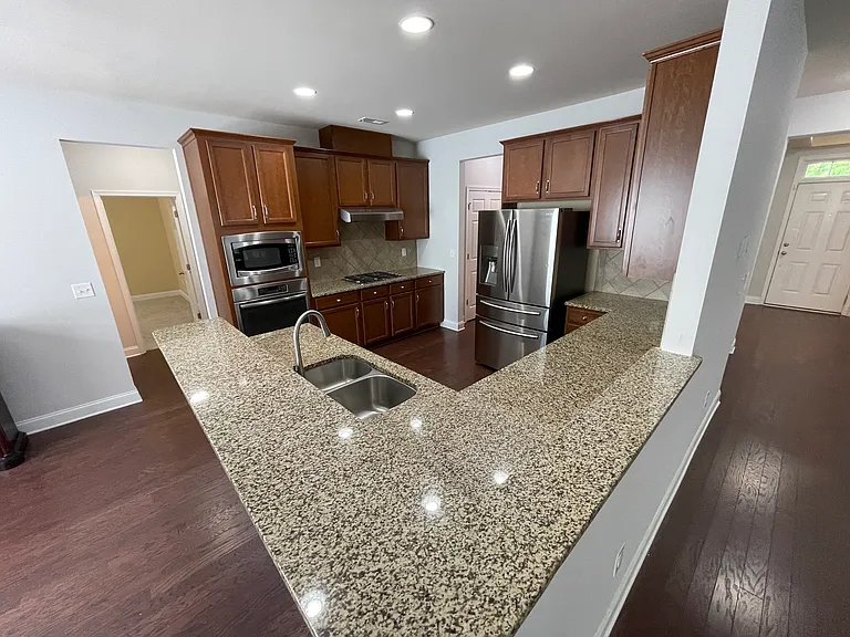 3509 Deborah Dr — Photo 12