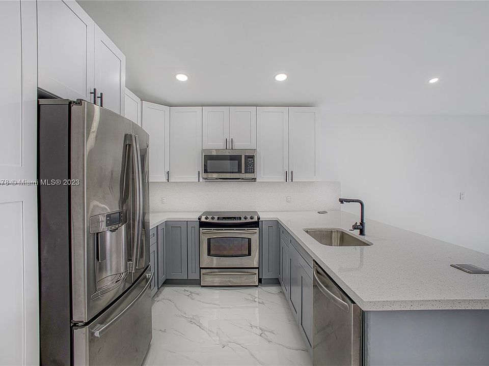 1st image of 6410 Buena Vista Dr