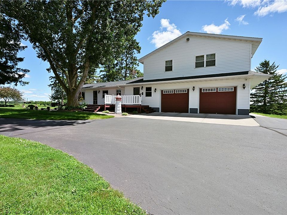 1st image of 2451 25th Avenue