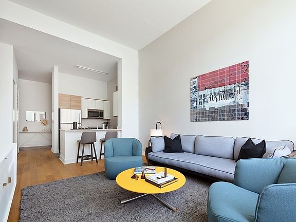 4th image of 43-22 Queens St #4902