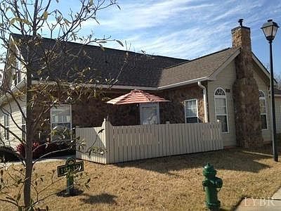 1st image of 192 Salisbury Cir #192
