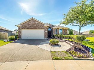 1209 Geddes Ct, Burleson, TX 76028