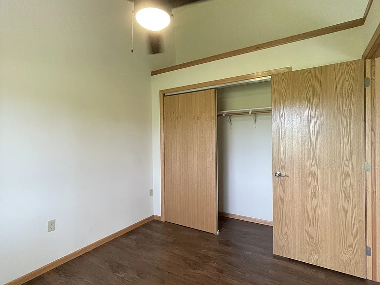505 Chicago Ave — Photo 6