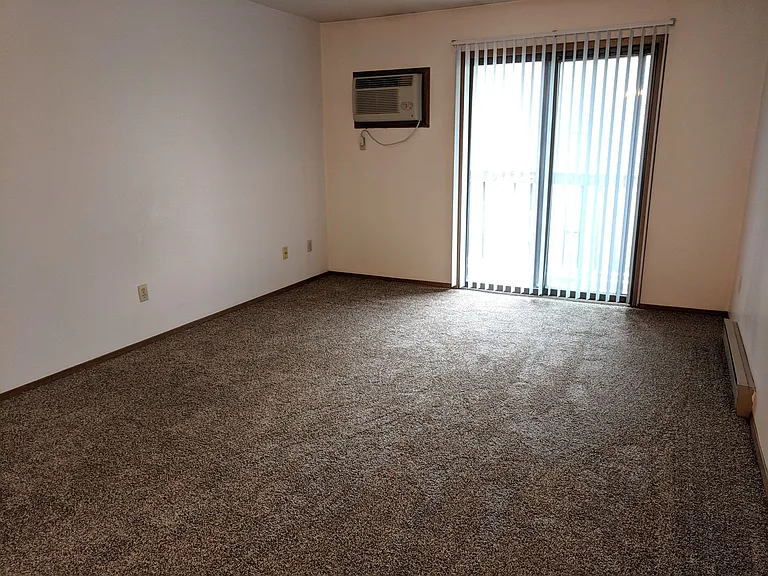 Gatewood Apartments — Photo 52