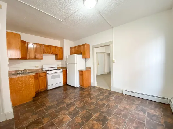 31 Bond St #1E, Hartford, CT 06114