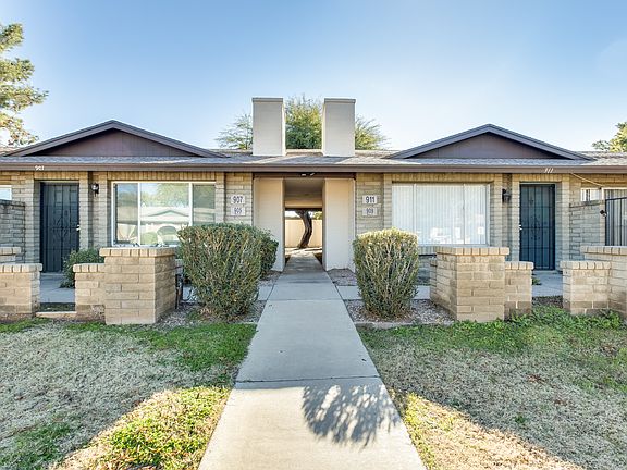 5th image of 909 W Laguna Dr