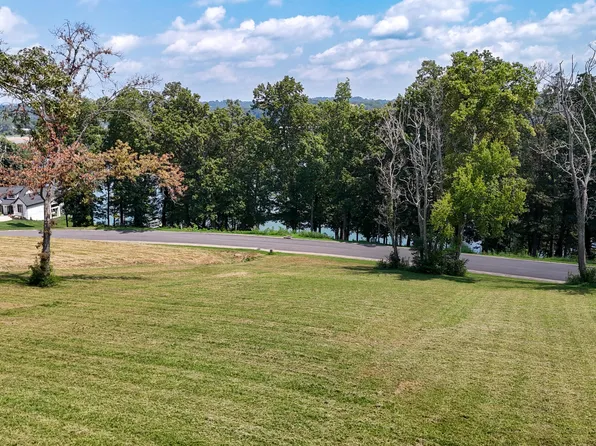 2105 Edgewater Sound, Morristown, TN 37814