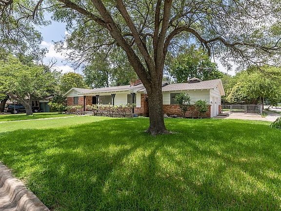 2nd image of 3537 Ruth Rd