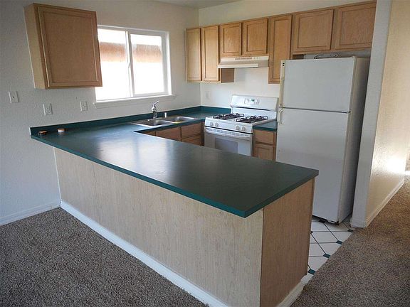 5th image of 217 4th St