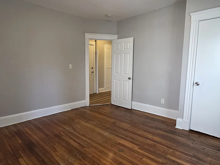 53 Arlington St #1 — Photo 2