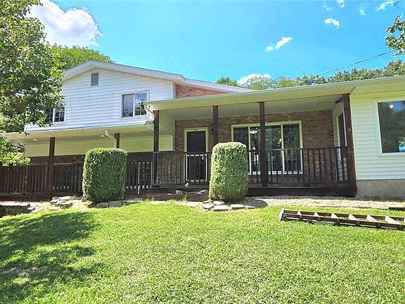 2nd image of 601 Erskine St