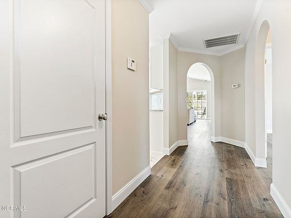 5th image of 2066 Willow Stone Court