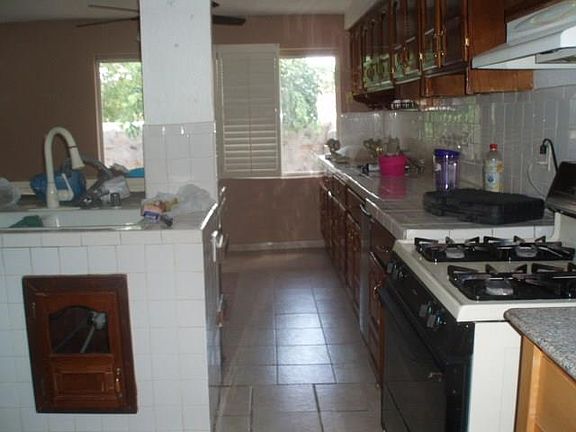5th image of 7134 Portugal Dr