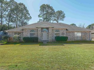 3913 India Cv, Gulf Breeze, FL 32563