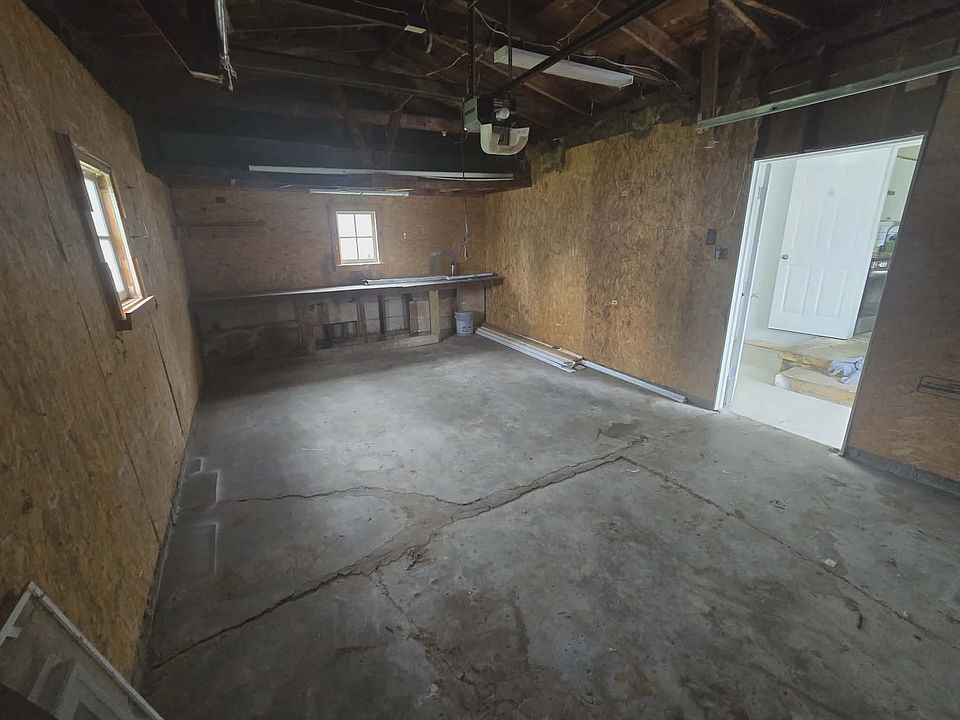 1 car garage