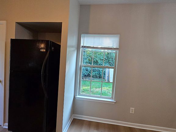 4th image of 2640 Longleaf Pl