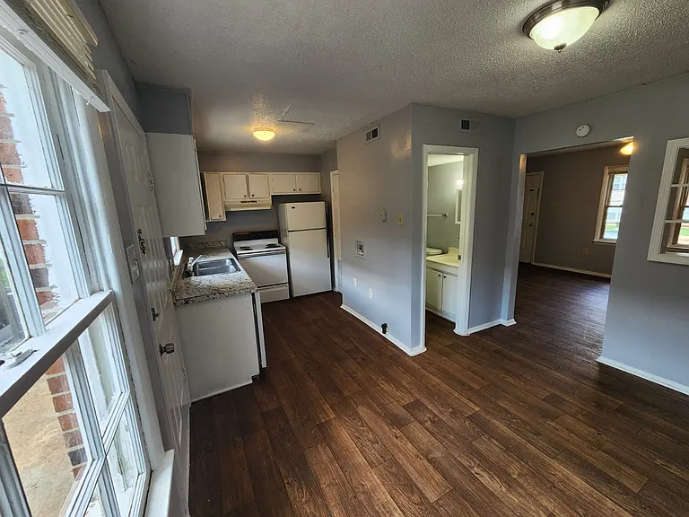 6526 White Horse Rd #4C — Photo 29