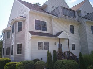 87 Grimes Ct, Egg Harbor Twp, NJ 08234