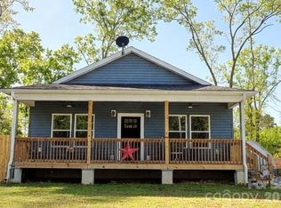 196 8th Ave, New London, NC 28127