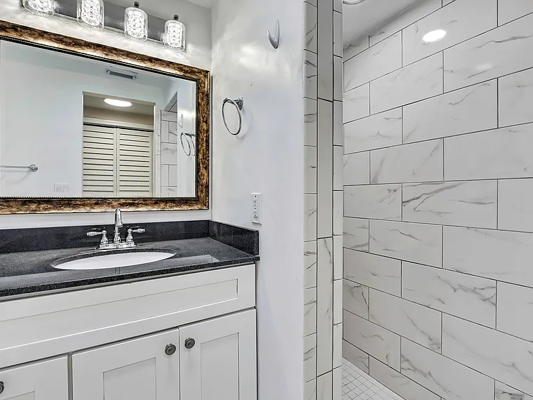 7308 Maryland Ave — Photo 9