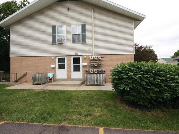 3rd image of 3662 Kenbrooke Ct