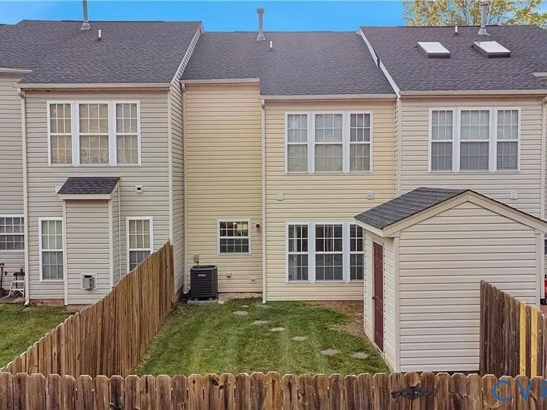 2545 Mountain Ash Cir — Photo 5