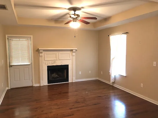 310 Evergreen Way — Photo 2