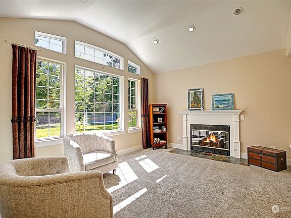 3rd image of 17128 89th Avenue NW