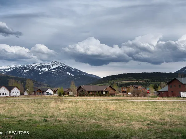 9238 Henley St, Victor, ID 83455