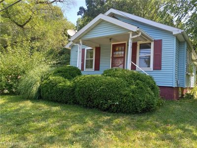 8522 Cleveland Ave SE, Magnolia, OH, 44643