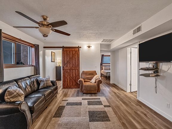 2nd image of 860 S Village Rd APT I1