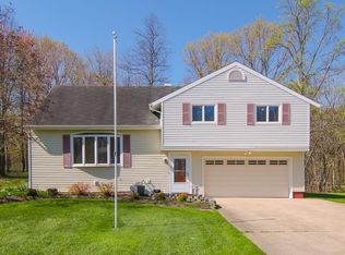 2168 Sherwin Dr, Twinsburg, OH 44087