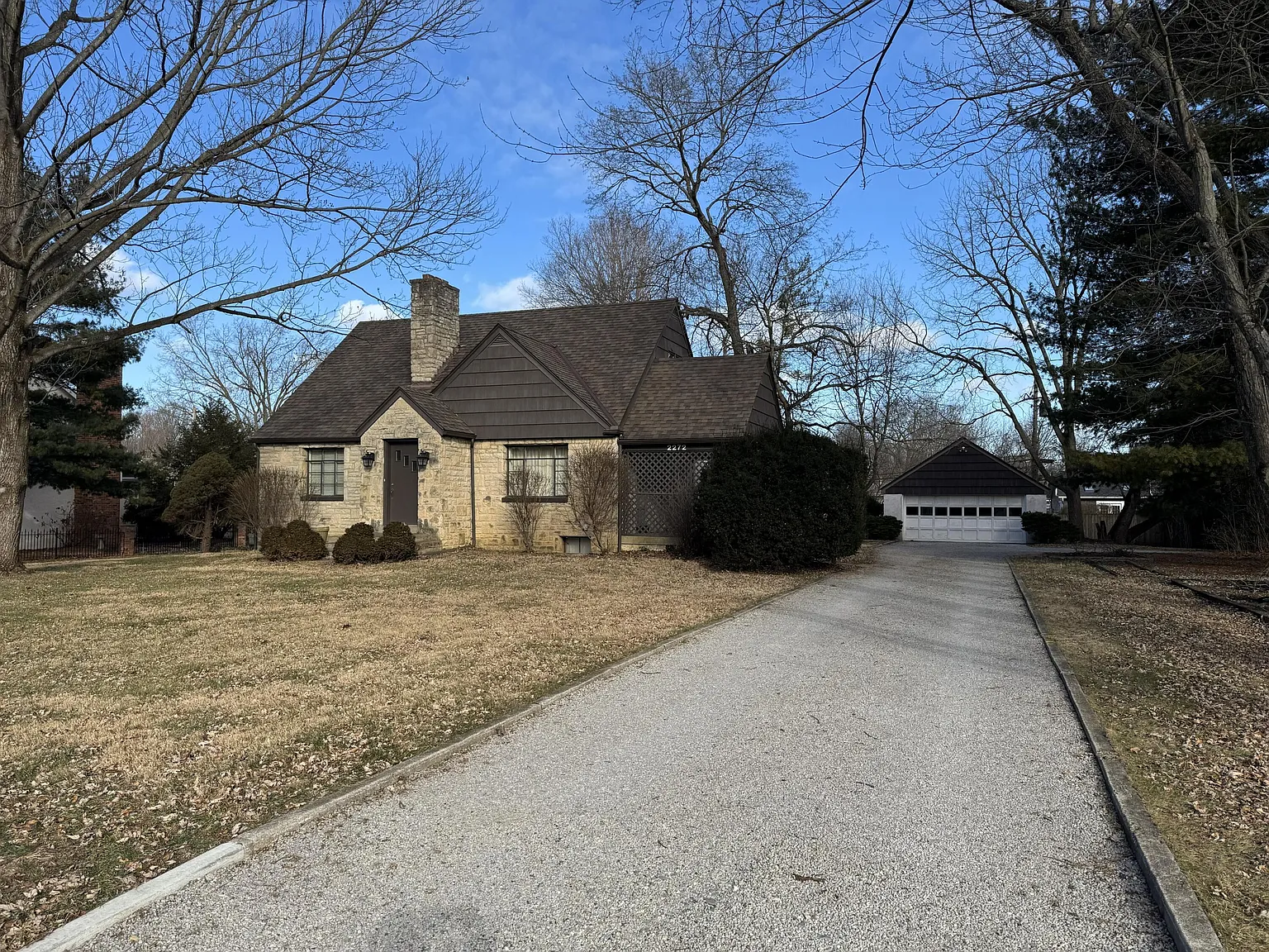 2272 Fishinger Rd photo 1