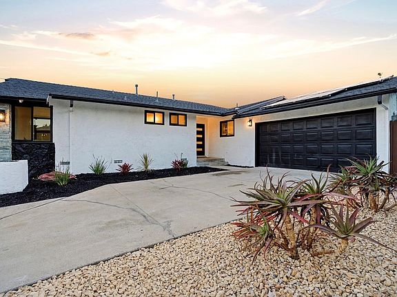 3rd image of 6196 Primrose Dr