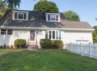 17 Cynthia Rd, Cortlandt Manor, NY 10567