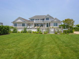125 Dune Rd, Quogue, NY 11959