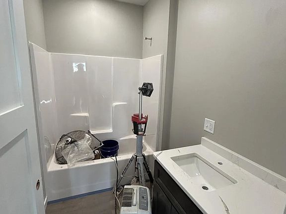Shared Bath